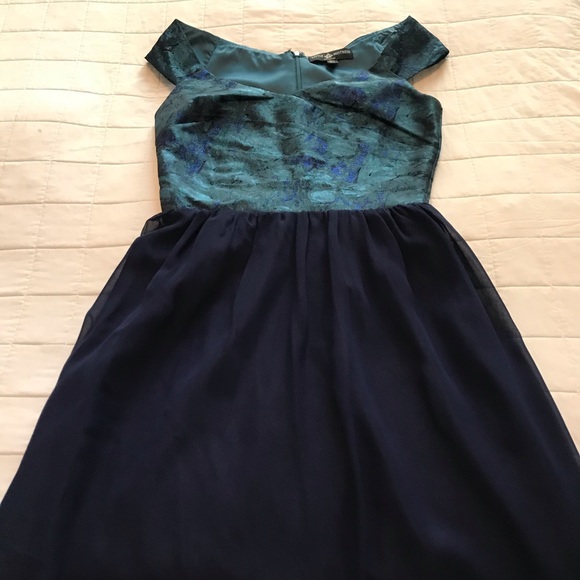 Little Mistress formal midi dress - Picture 2 of 3